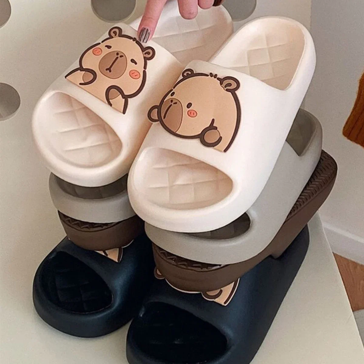 2026 new Cute Capybara Design  - Water Shoes 评论和价格